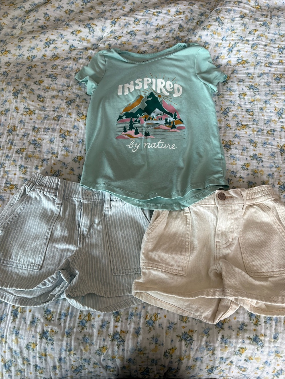 Girl Bundle! One shirt and two shorts!
